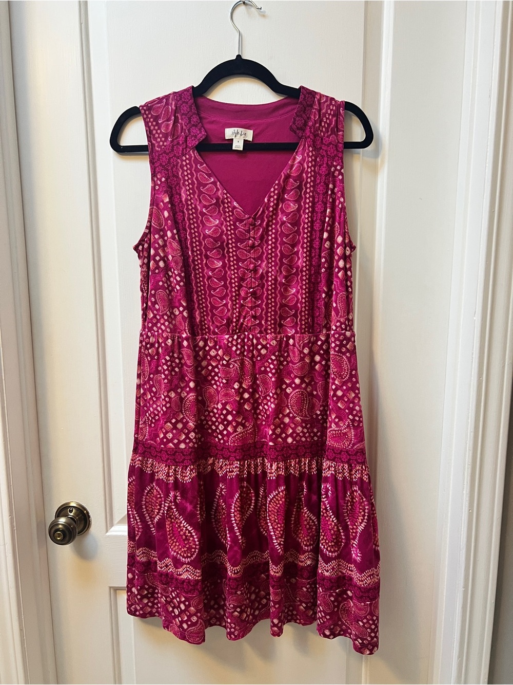Style & Co. Sleeveless Fuchsia Paisley V-Neck Dress